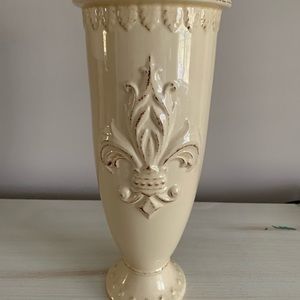 Vase/accessory piece